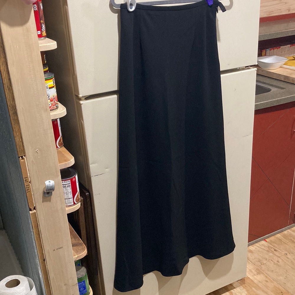 Long black skirt